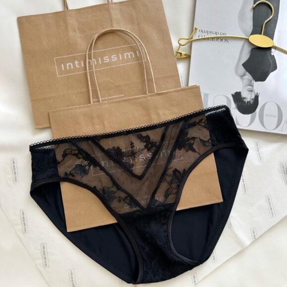 Intimissimi Lingerie 2-piece Balconette Bra (38B) and Panties (L) Set - Picture 12 of 15